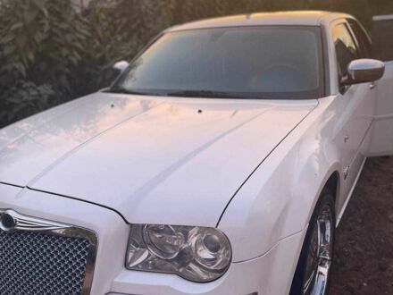Крайслер 300C 2007 в Талалаевки на Automoto.ua Белый Крайслер 300C, объемом двигателя 2.7 л и пробегом 180 тыс. км за 5500 $, фото 1 на Automoto.ua