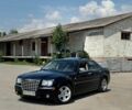 Черный Крайслер 300C, объемом двигателя 2 л и пробегом 225 тыс. км за 3000 $, фото 1 на Automoto.ua