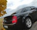 Черный Крайслер 300C, объемом двигателя 2.7 л и пробегом 179 тыс. км за 7800 $, фото 1 на Automoto.ua