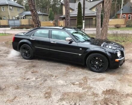Черный Крайслер 300C, объемом двигателя 2.7 л и пробегом 280 тыс. км за 8700 $, фото 3 на Automoto.ua