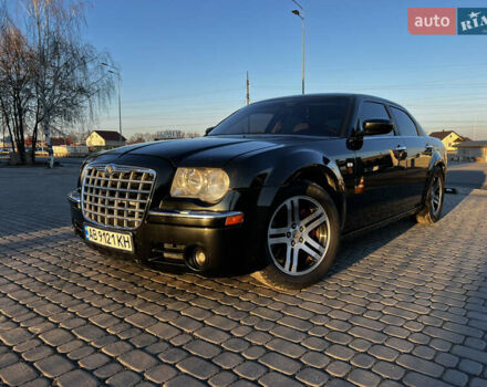 Черный Крайслер 300C, объемом двигателя 3.52 л и пробегом 300 тыс. км за 7200 $, фото 10 на Automoto.ua