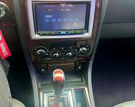 Чорний Крайслер 300C, об'ємом двигуна 3.5 л та пробігом 155 тис. км за 8000 $, фото 4 на Automoto.ua