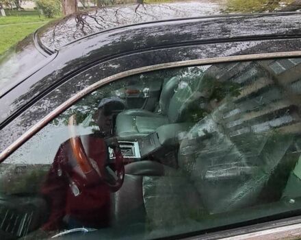 Черный Крайслер 300C, объемом двигателя 2.7 л и пробегом 195 тыс. км за 6500 $, фото 6 на Automoto.ua