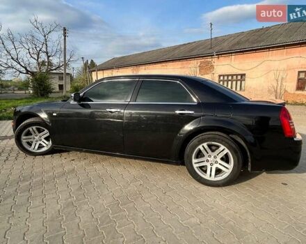 Чорний Крайслер 300C, об'ємом двигуна 2.7 л та пробігом 175 тис. км за 6300 $, фото 4 на Automoto.ua