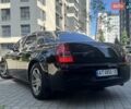 Черный Крайслер 300C, объемом двигателя 2.7 л и пробегом 179 тыс. км за 8450 $, фото 1 на Automoto.ua