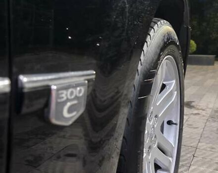 Чорний Крайслер 300C, об'ємом двигуна 3.52 л та пробігом 220 тис. км за 8700 $, фото 10 на Automoto.ua