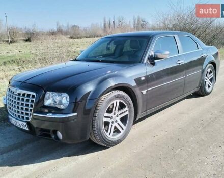 Чорний Крайслер 300C, об'ємом двигуна 2.7 л та пробігом 39 тис. км за 5823 $, фото 7 на Automoto.ua