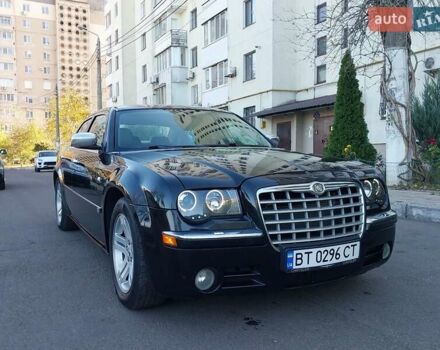 Чорний Крайслер 300C, об'ємом двигуна 2.74 л та пробігом 262 тис. км за 7250 $, фото 14 на Automoto.ua