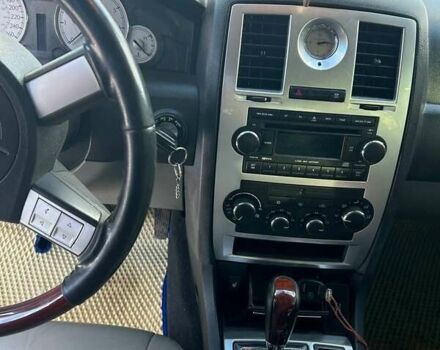 Чорний Крайслер 300C, об'ємом двигуна 2.7 л та пробігом 175 тис. км за 6300 $, фото 5 на Automoto.ua