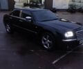 Черный Крайслер 300C, объемом двигателя 2.74 л и пробегом 356 тыс. км за 6500 $, фото 5 на Automoto.ua