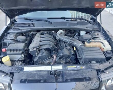 Чорний Крайслер 300C, об'ємом двигуна 2.74 л та пробігом 262 тис. км за 7250 $, фото 28 на Automoto.ua