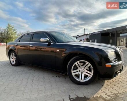Чорний Крайслер 300C, об'ємом двигуна 2.7 л та пробігом 175 тис. км за 6300 $, фото 2 на Automoto.ua