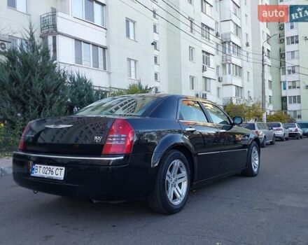 Чорний Крайслер 300C, об'ємом двигуна 2.74 л та пробігом 262 тис. км за 7250 $, фото 10 на Automoto.ua