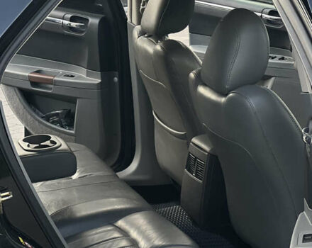 Чорний Крайслер 300C, об'ємом двигуна 3.52 л та пробігом 409 тис. км за 7999 $, фото 6 на Automoto.ua