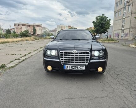 Чорний Крайслер 300C, об'ємом двигуна 2.7 л та пробігом 263 тис. км за 6856 $, фото 4 на Automoto.ua