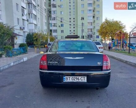 Чорний Крайслер 300C, об'ємом двигуна 2.74 л та пробігом 262 тис. км за 7250 $, фото 8 на Automoto.ua