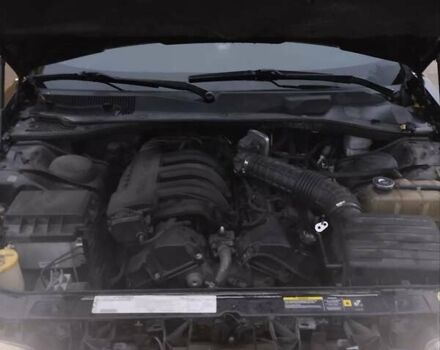 Черный Крайслер 300C, объемом двигателя 2.74 л и пробегом 356 тыс. км за 6500 $, фото 12 на Automoto.ua