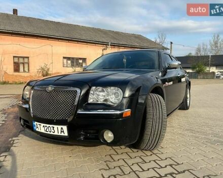 Чорний Крайслер 300C, об'ємом двигуна 2.7 л та пробігом 175 тис. км за 6300 $, фото 1 на Automoto.ua