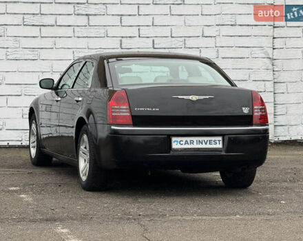Чорний Крайслер 300C, об'ємом двигуна 2.74 л та пробігом 232 тис. км за 6500 $, фото 12 на Automoto.ua