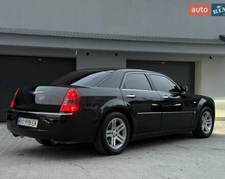Чорний Крайслер 300C, об'ємом двигуна 2.99 л та пробігом 380 тис. км за 8500 $, фото 4 на Automoto.ua