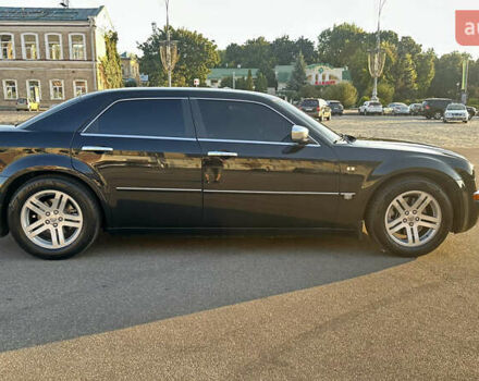 Черный Крайслер 300C, объемом двигателя 3.5 л и пробегом 270 тыс. км за 9500 $, фото 3 на Automoto.ua