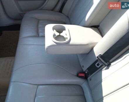 Черный Крайслер 300C, объемом двигателя 2.7 л и пробегом 183 тыс. км за 7500 $, фото 1 на Automoto.ua