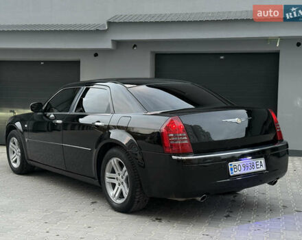 Чорний Крайслер 300C, об'ємом двигуна 2.99 л та пробігом 380 тис. км за 8500 $, фото 5 на Automoto.ua