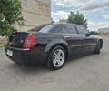 Черный Крайслер 300C, объемом двигателя 2.7 л и пробегом 263 тыс. км за 6984 $, фото 2 на Automoto.ua