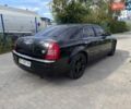 Черный Крайслер 300C, объемом двигателя 2.7 л и пробегом 320 тыс. км за 4500 $, фото 8 на Automoto.ua