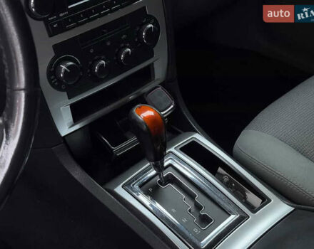 Чорний Крайслер 300C, об'ємом двигуна 2.99 л та пробігом 380 тис. км за 8500 $, фото 7 на Automoto.ua