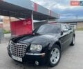 Черный Крайслер 300C, объемом двигателя 2.99 л и пробегом 390 тыс. км за 8999 $, фото 1 на Automoto.ua