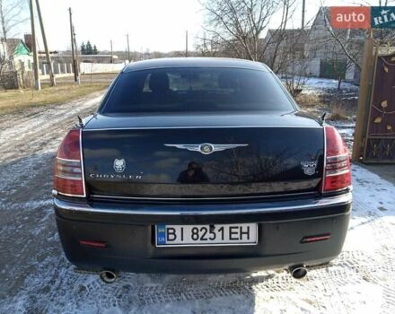 Черный Крайслер 300C, объемом двигателя 2.7 л и пробегом 183 тыс. км за 7500 $, фото 13 на Automoto.ua