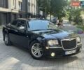 Черный Крайслер 300C, объемом двигателя 2.7 л и пробегом 179 тыс. км за 8450 $, фото 5 на Automoto.ua