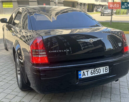 Крайслер 300C 2005 в Львове на Automoto.ua Черный Крайслер 300C, объемом двигателя 2.74 л и пробегом 181 тыс. км за 7500 $, фото 14 на Automoto.ua