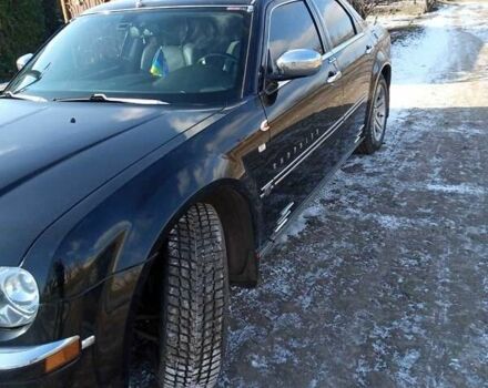 Черный Крайслер 300C, объемом двигателя 2.7 л и пробегом 183 тыс. км за 7500 $, фото 15 на Automoto.ua