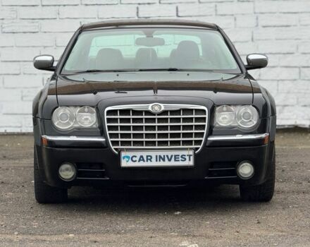 Черный Крайслер 300C, объемом двигателя 2.7 л и пробегом 235 тыс. км за 6500 $, фото 9 на Automoto.ua