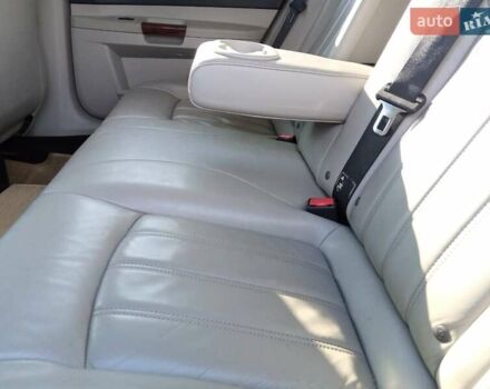 Черный Крайслер 300C, объемом двигателя 2.7 л и пробегом 183 тыс. км за 7500 $, фото 2 на Automoto.ua