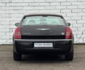 Черный Крайслер 300C, объемом двигателя 2.7 л и пробегом 235 тыс. км за 6500 $, фото 15 на Automoto.ua