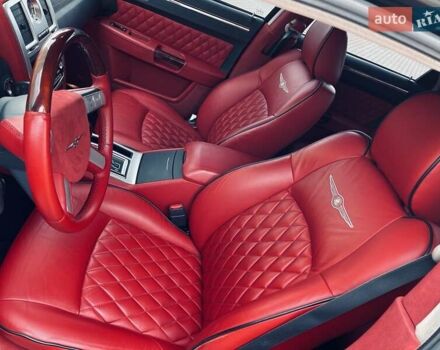 Черный Крайслер 300C, объемом двигателя 5.7 л и пробегом 77 тыс. км за 11500 $, фото 7 на Automoto.ua