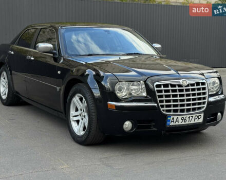 Черный Крайслер 300C, объемом двигателя 2.74 л и пробегом 220 тыс. км за 6450 $, фото 22 на Automoto.ua