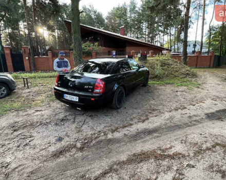 Черный Крайслер 300C, объемом двигателя 2.7 л и пробегом 165 тыс. км за 6699 $, фото 4 на Automoto.ua