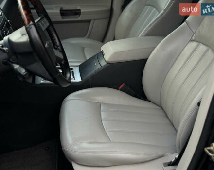 Черный Крайслер 300C, объемом двигателя 2.74 л и пробегом 220 тыс. км за 6450 $, фото 31 на Automoto.ua