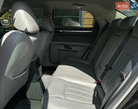 Чорний Крайслер 300C, об'ємом двигуна 3.52 л та пробігом 121 тис. км за 7999 $, фото 38 на Automoto.ua
