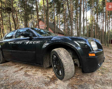 Черный Крайслер 300C, объемом двигателя 2.7 л и пробегом 165 тыс. км за 6699 $, фото 36 на Automoto.ua