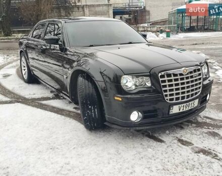 Черный Крайслер 300C, объемом двигателя 2.74 л и пробегом 220 тыс. км за 10500 $, фото 11 на Automoto.ua