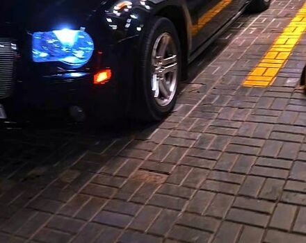 Черный Крайслер 300C, объемом двигателя 2.7 л и пробегом 300 тыс. км за 8000 $, фото 1 на Automoto.ua