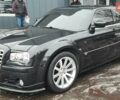 Черный Крайслер 300C, объемом двигателя 2.74 л и пробегом 220 тыс. км за 10500 $, фото 1 на Automoto.ua