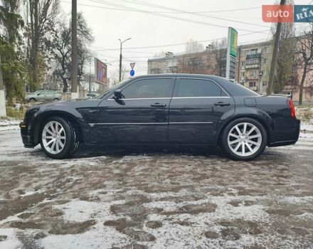 Черный Крайслер 300C, объемом двигателя 2.74 л и пробегом 220 тыс. км за 10500 $, фото 7 на Automoto.ua