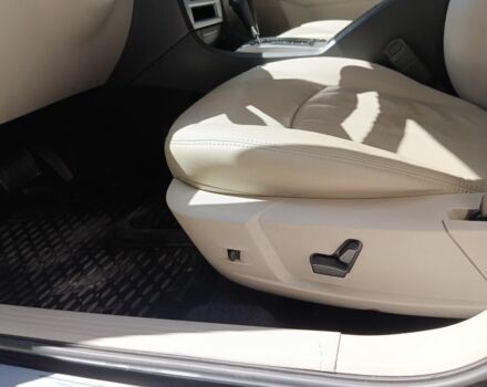 Черный Крайслер 300C, объемом двигателя 3 л и пробегом 282 тыс. км за 10500 $, фото 11 на Automoto.ua