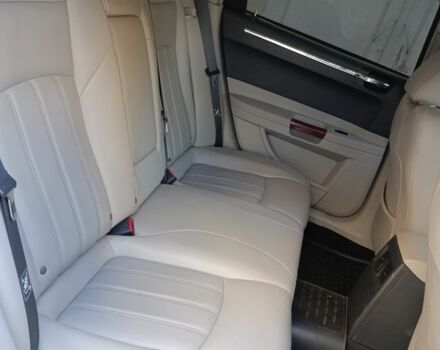 Черный Крайслер 300C, объемом двигателя 3 л и пробегом 282 тыс. км за 10500 $, фото 9 на Automoto.ua